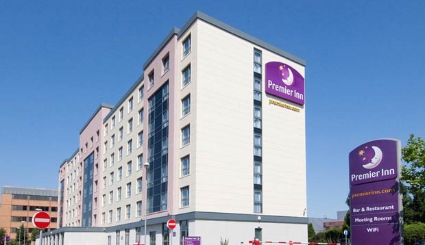 PREMIER INN GATWICK MANOR ROYAL