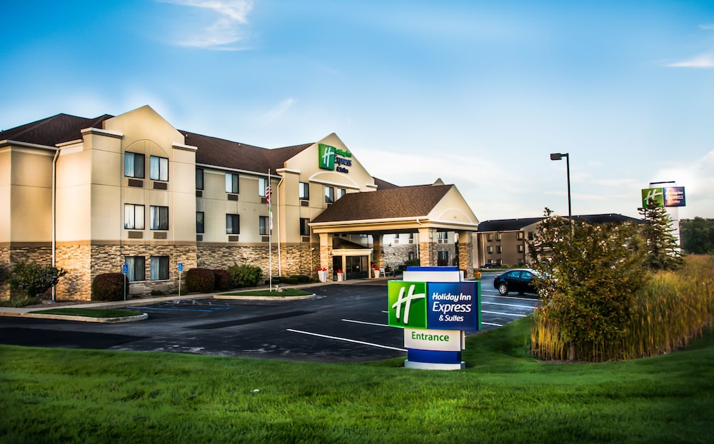 Country Inn & Suites by Radisson, South Haven, MI