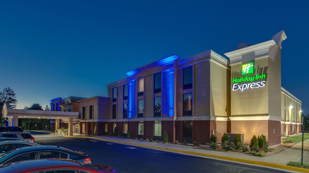 Holiday Inn Express Richmond E Midlothian Turnpike