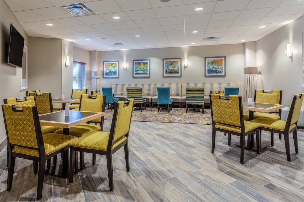 Fairfield Inn & Suites by Marriott Burlington