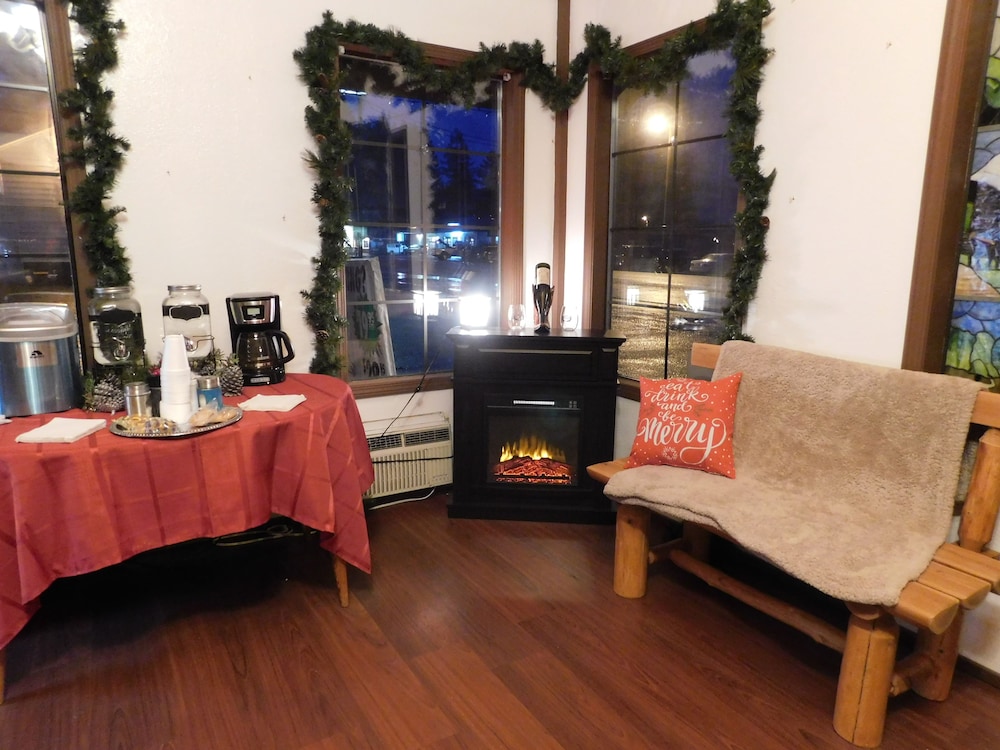 Packwood Inn