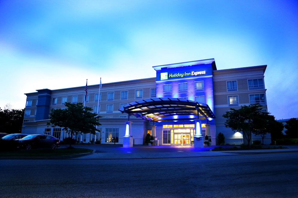 Holiday Inn Express Lexington North-Georgetown, an IHG Hotel