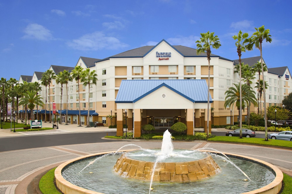 Fairfield Inn & Suites Lake Buena Vista in Marriott Village