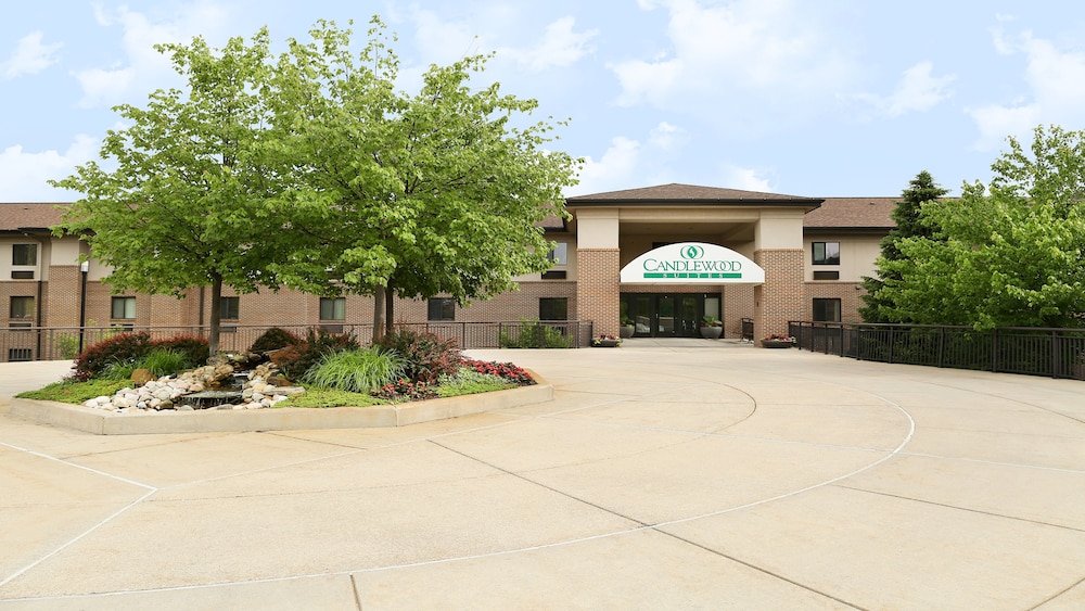 Candlewood Suites East Lansing, an IHG Hotel