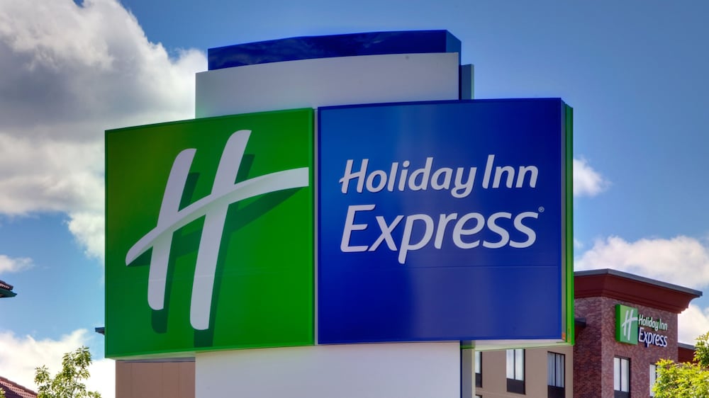Holiday Inn Express Suites Milledgeville