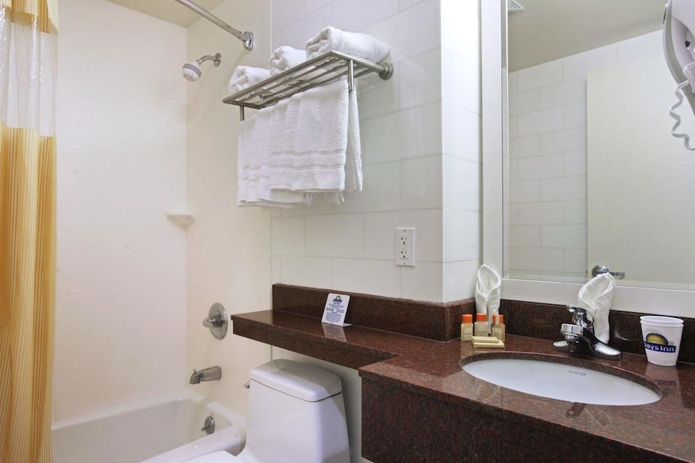 Fotos del hotel - Days Inn by Wyndham Bronx Near Stadium