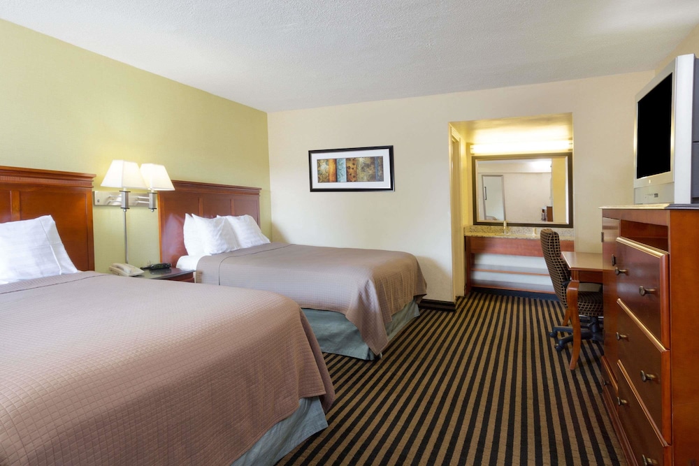 Fotos del hotel - Red Carpet Inn Washington DC