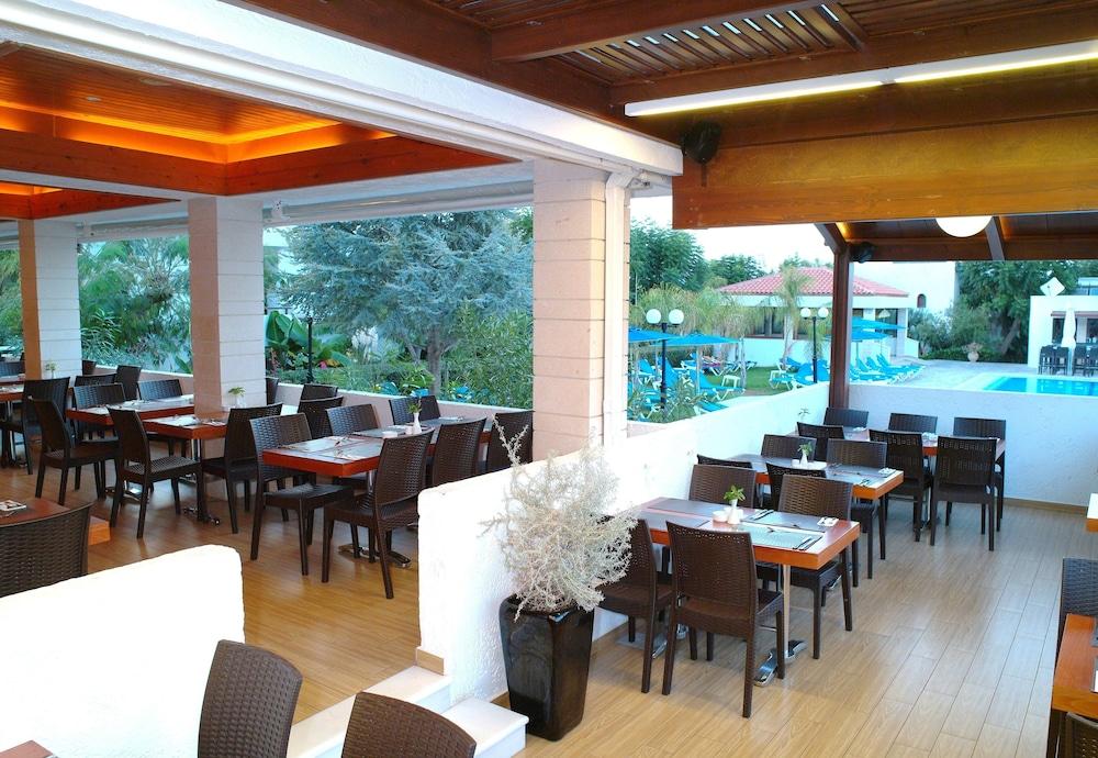 Fotos del hotel - COOEE Kyknos Beach Hotel & Bungalows