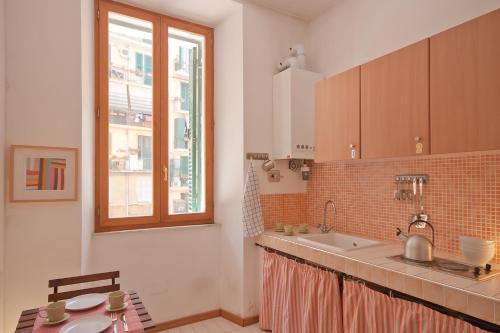 Fotos del hotel - Opera Inn Suites - Rooms and Apartments