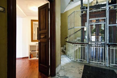 Fotos del hotel - Opera Inn Suites - Rooms and Apartments