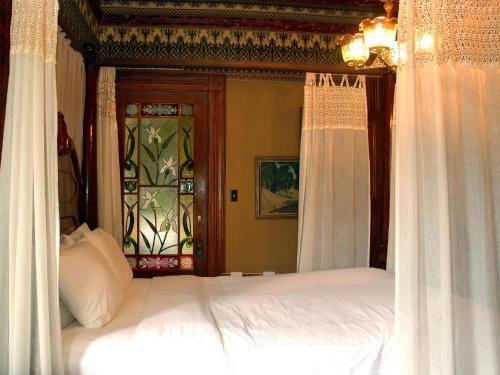 Fotos del hotel - The Chateau Tivoli Bed & Breakfast