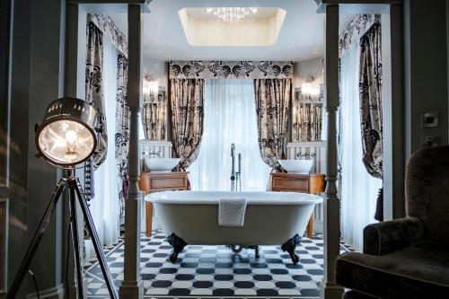Fotos del hotel - The Drayton Court Hotel