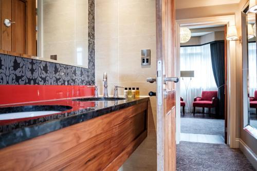 Fotos del hotel - The Drayton Court Hotel