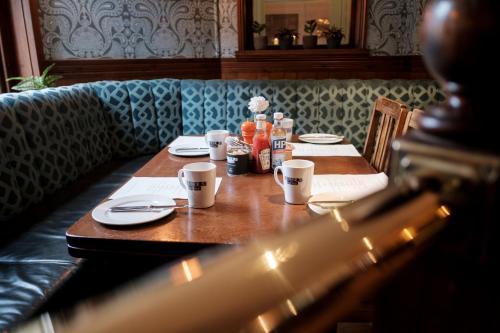 Fotos del hotel - The Drayton Court Hotel