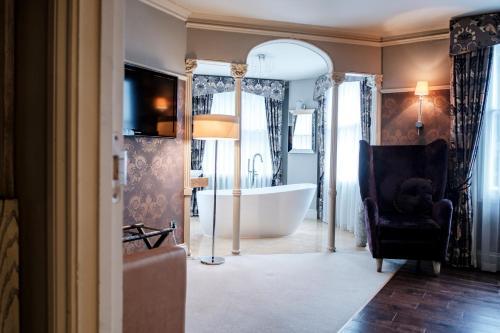 Fotos del hotel - The Drayton Court Hotel
