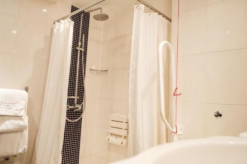 Fotos del hotel - The Drayton Court Hotel