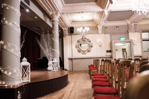 Fotos del hotel - The Drayton Court Hotel