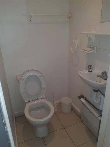 Fotos del hotel - OYO GODDIS LODGE