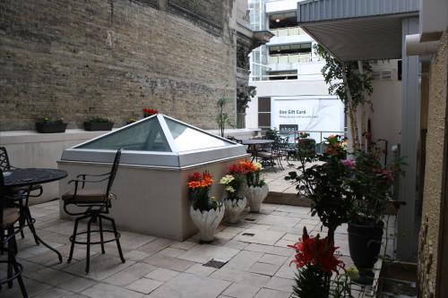Fotos del hotel - Yonge Suites Furnished Apartments