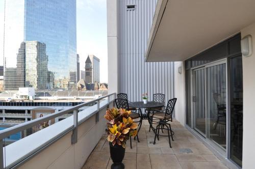 Fotos del hotel - Yonge Suites Furnished Apartments