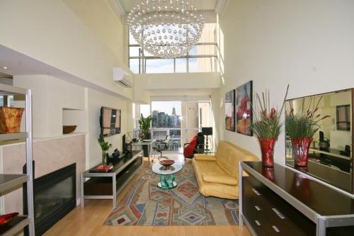 Fotos del hotel - Yonge Suites Furnished Apartments