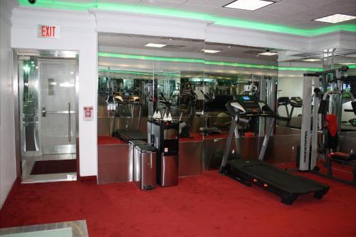 Fotos del hotel - Yonge Suites Furnished Apartments