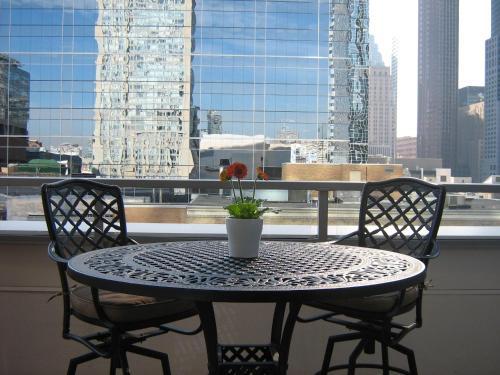 Fotos del hotel - Yonge Suites Furnished Apartments