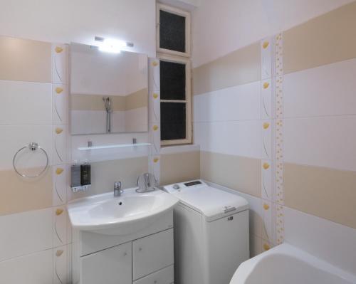 Fotos del hotel - Mordecai 12 Apartments by Adrez Living