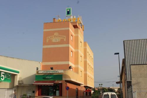 HOTEL LOS PALACIOS