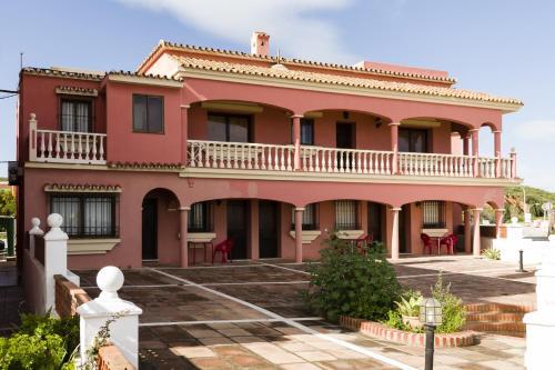 Hotel HOTEL LAS CAMELIAS