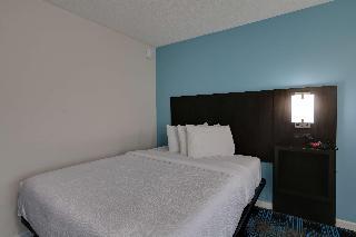 Travelodge by Wyndham Calhoun South I-75