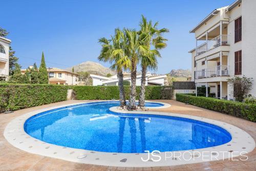 AP MIMOSAS WITH POOL AND 90M FROM THE BEACH