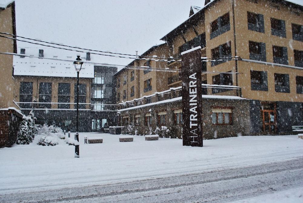 Trainera Hotel Apartamentos