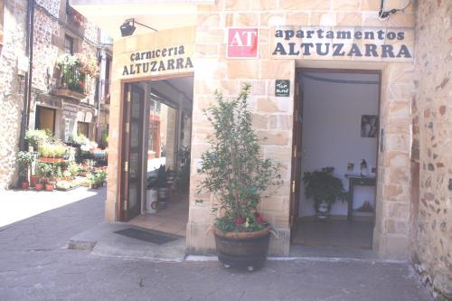 APARTAMENTOS RURALES ALTUZARRA