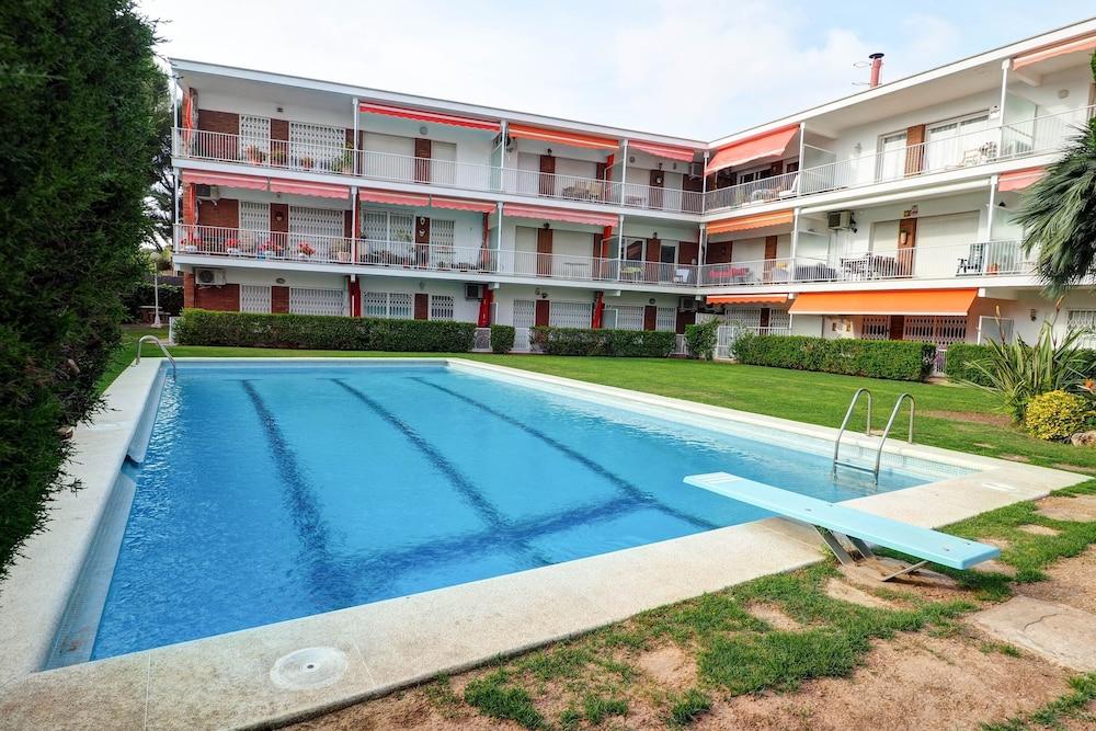 SITGES WITH POOL NEAR BEACH BY HELLO APARTMENTS SITGES