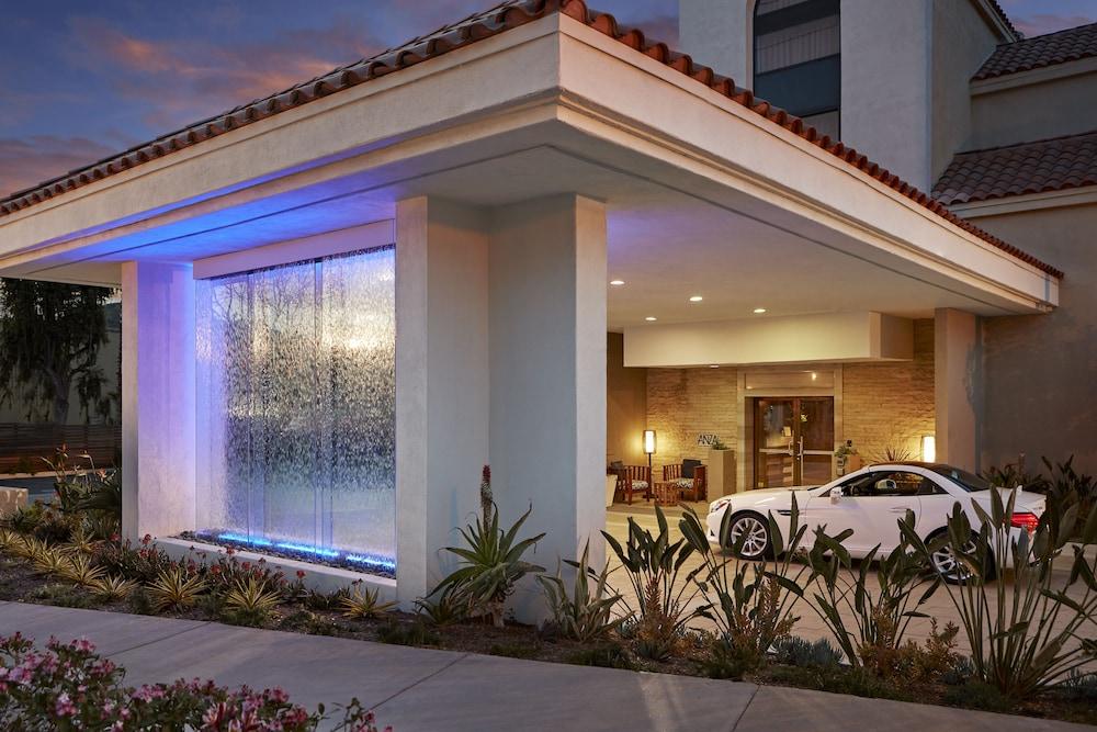 The Anza - A Calabasas Hotel