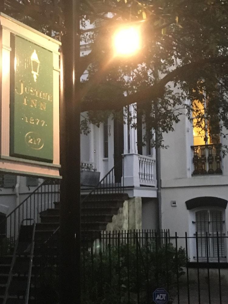 Justine Inn Savannah