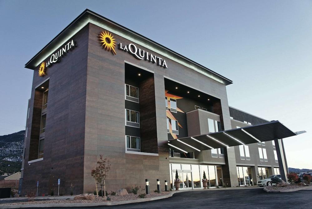 La Quinta Inn & Suites by Wyndham Cedar City