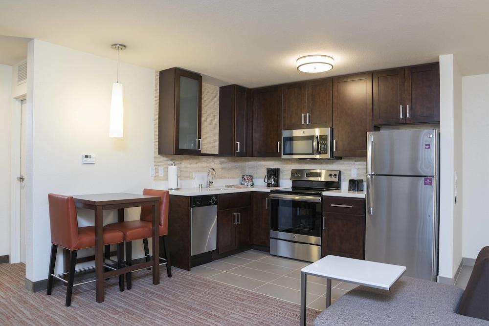 Residence Inn by Marriott Green Bay Downtown