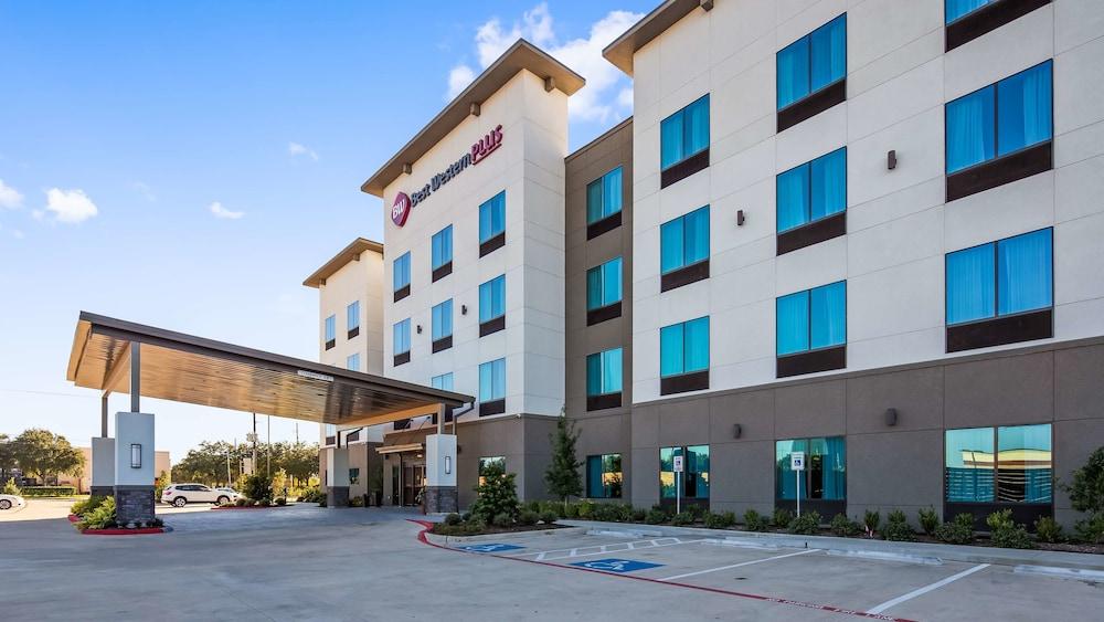 Comfort Inn & Suites Houston I-45 North - IAH