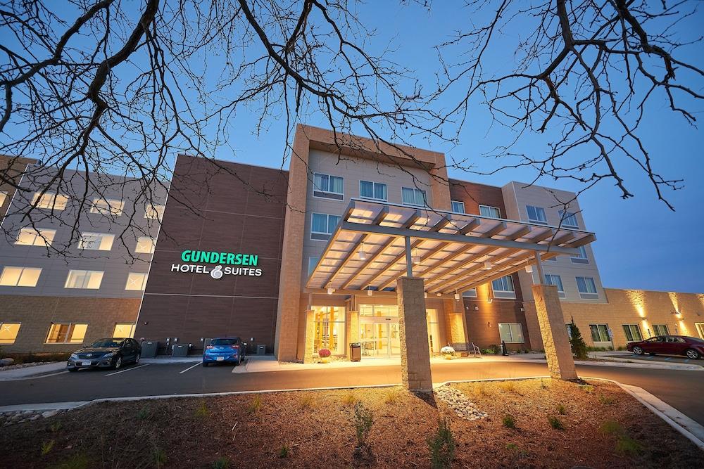 Gundersen Hotel & Suites