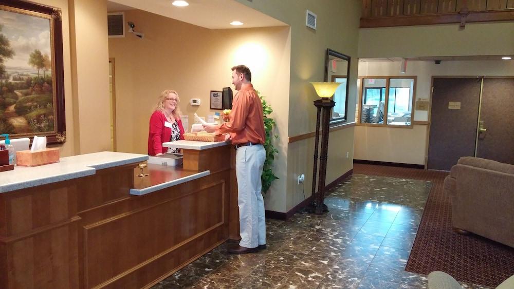 Best Western Palmyra Inn & Suites