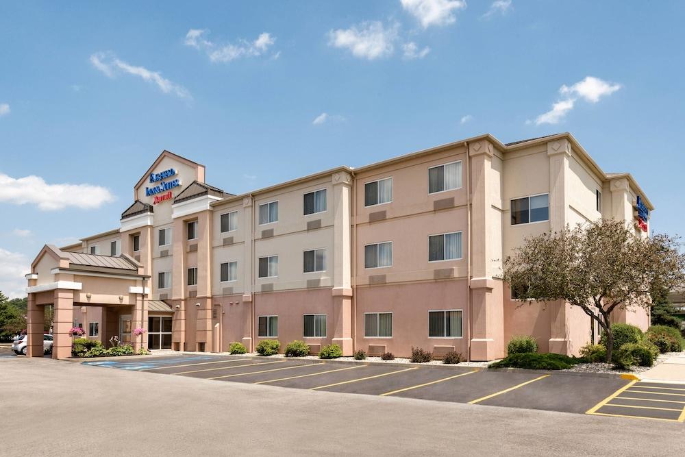 Fairfield Inn & Suites Toledo Maumee