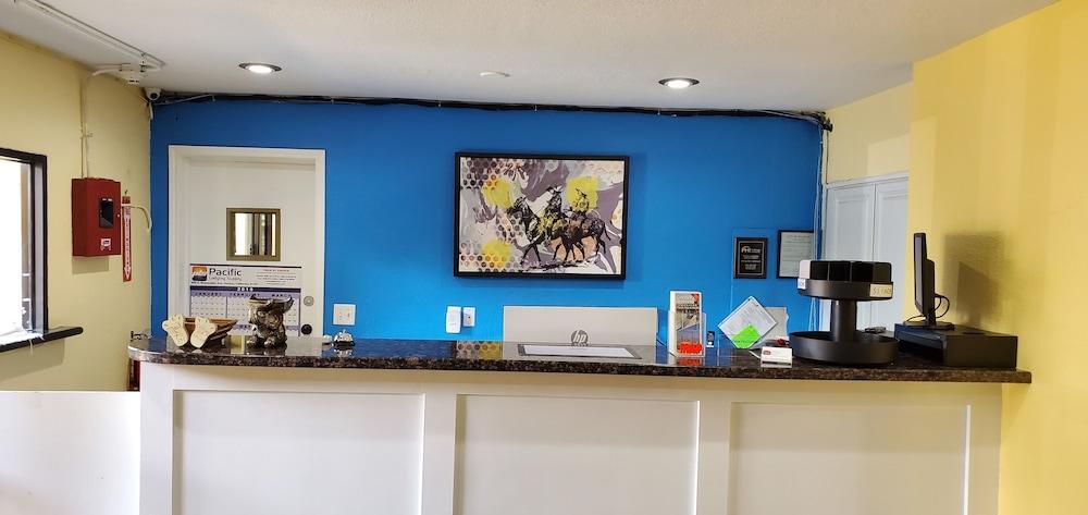 Rodeway Inn and Suites Houston Near Medical Center