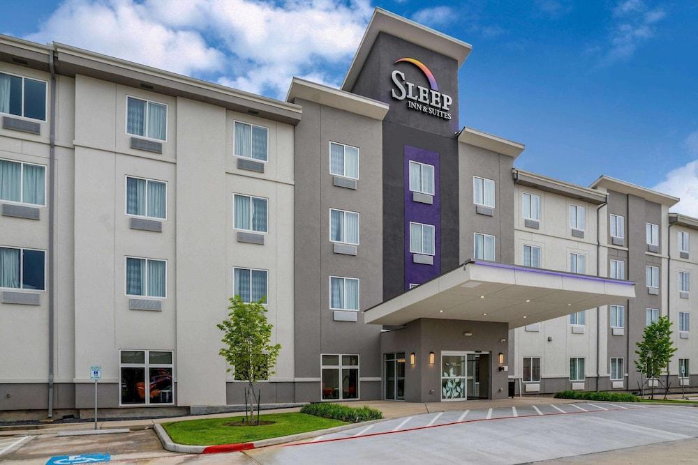 Sleep Inn & Suites