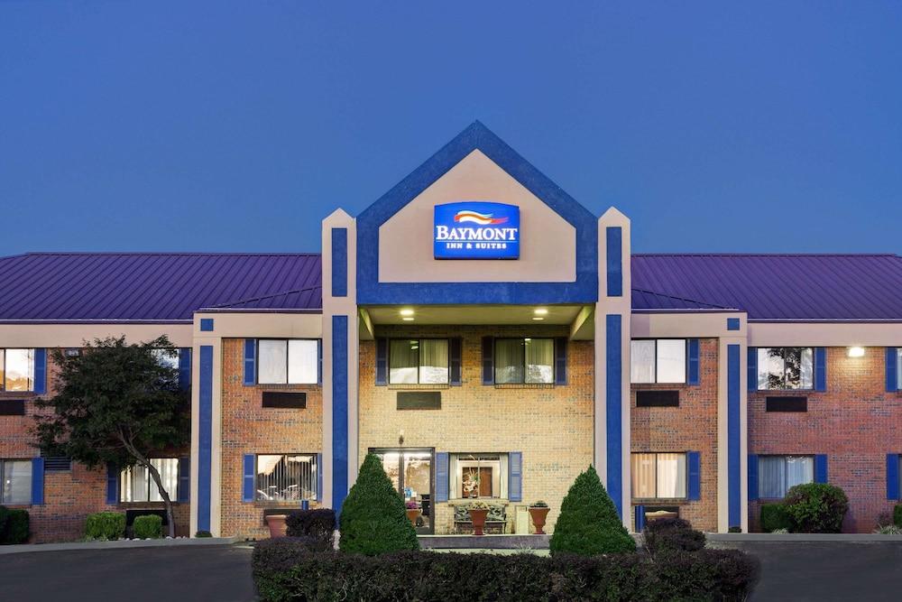 Baymont Inn and Suites Harrodsburg