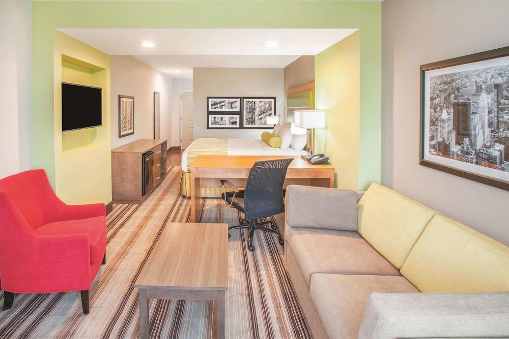 Fotos del hotel - LA QUINTA INN & SUITES FAR ROCKAWAY - JFK AIRPORT