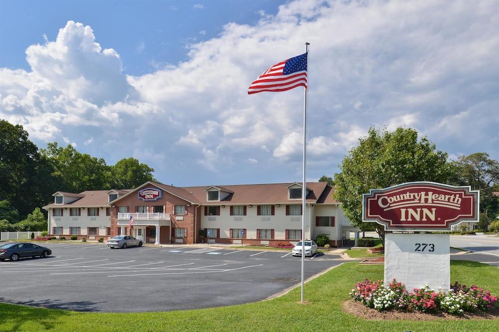 Country Hearth Inn & Suites Toccoa