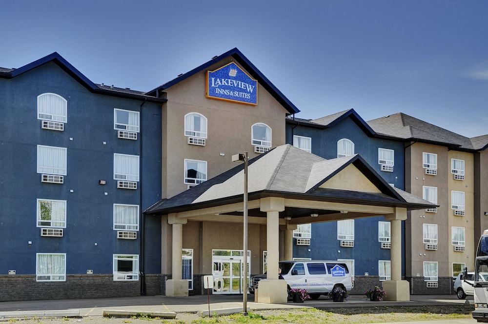 LAKEVIEW INN & SUITES FORT NELSON