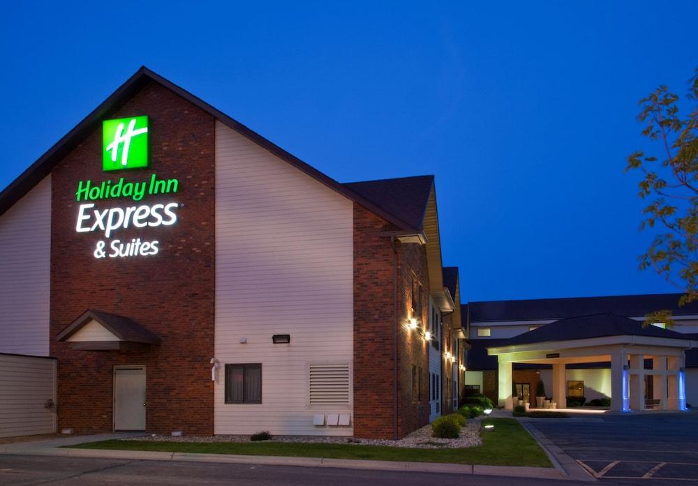 HOLIDAY INN EXPRESS OLD TOWN